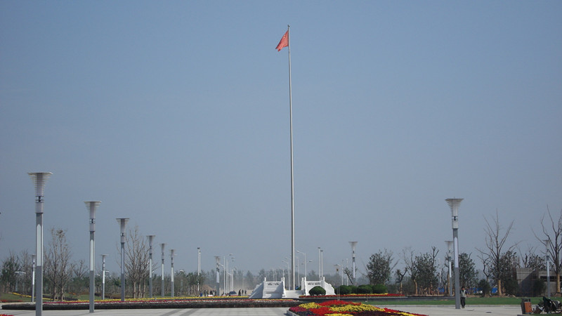 �V����U