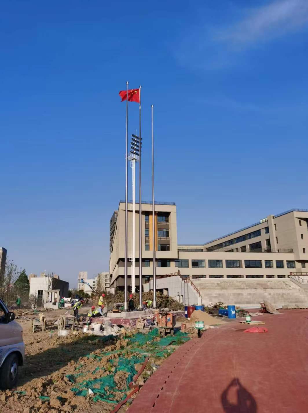 �Ϸ��е����ЌW��У�^(q��)